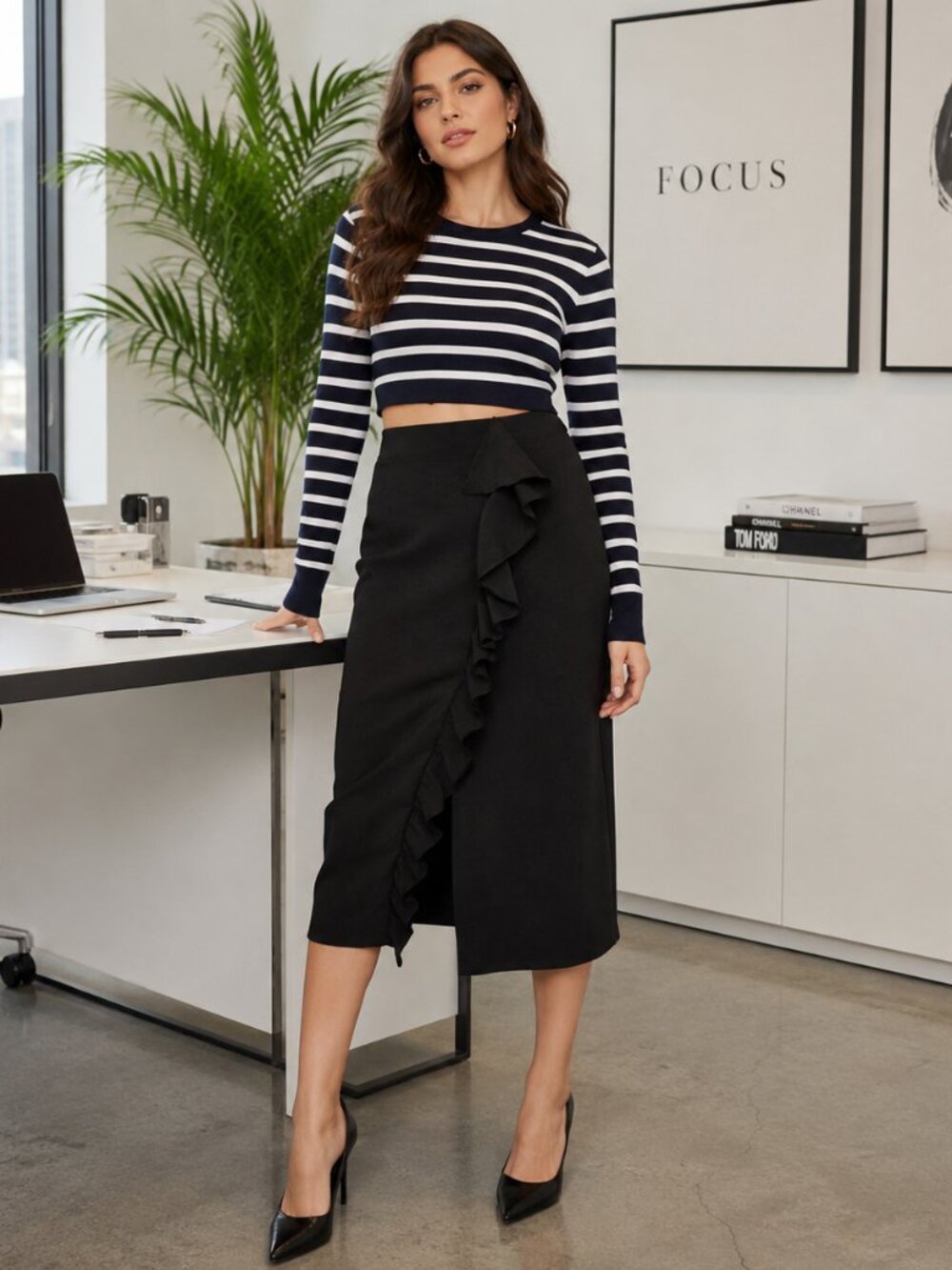 ZARA Black High Waist Ruffle Pencil Skirt | Midi | Slit | Career Chic | Large